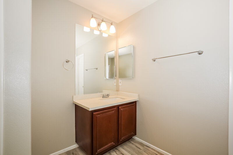 1,975/Mo, 8521 Wildheart Ranch St Las Vegas, NV 89131 Bathroom View