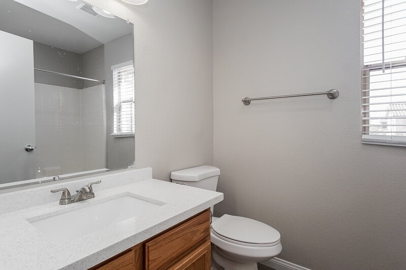 2,860/Mo, 1932 Basilwood Ct North Las Vegas, NV 89031 Bathroom View