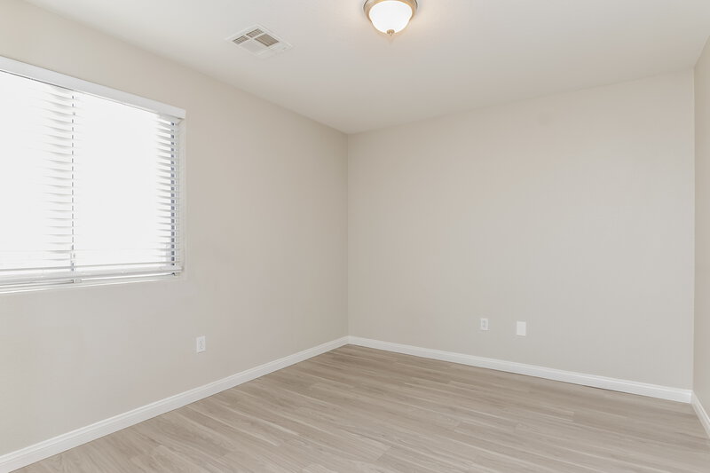 2,040/Mo, 10413 Chandra Ave Las Vegas, NV 89129 Bedroom View 2