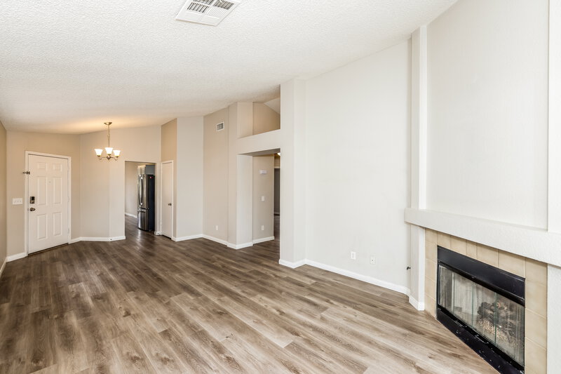 0/Mo, 8024 Counterpoint Lane Las Vegas, NV 89123 Living Room View 4