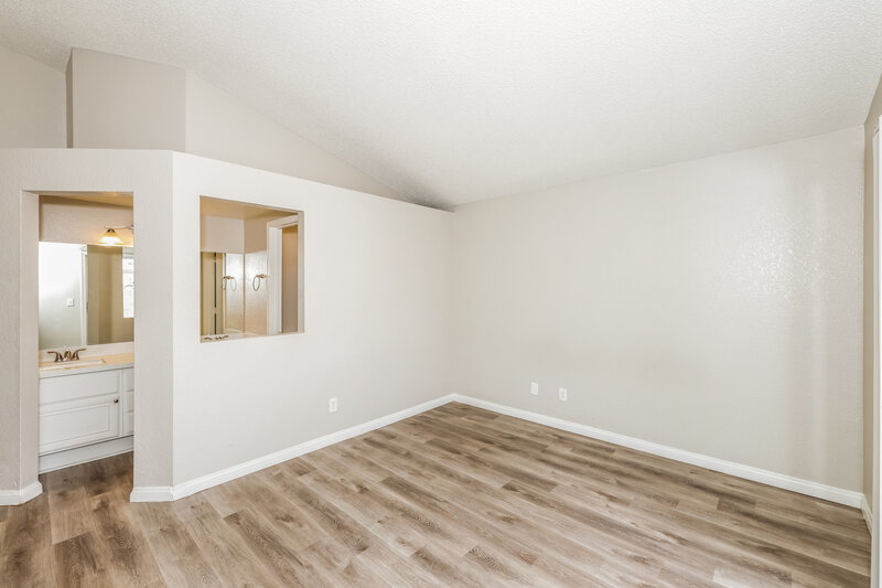 0/Mo, 8024 Counterpoint Lane Las Vegas, NV 89123 Main Bedroom View