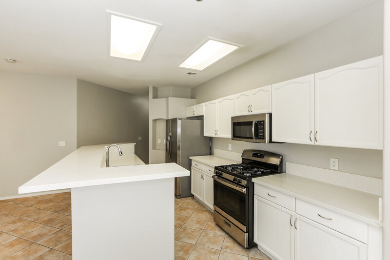 1,960/Mo, 7636 Adornment Ct Las Vegas, NV 89131 Kitchen View