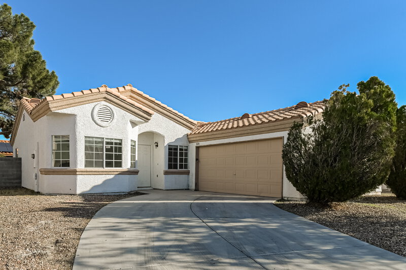 1,800/Mo, 5238 Olive Dale Ct North Las Vegas, NV 89031 Front View