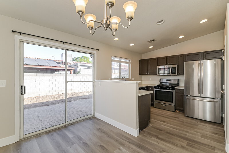 1,800/Mo, 5238 Olive Dale Ct North Las Vegas, NV 89031 Dining Room View