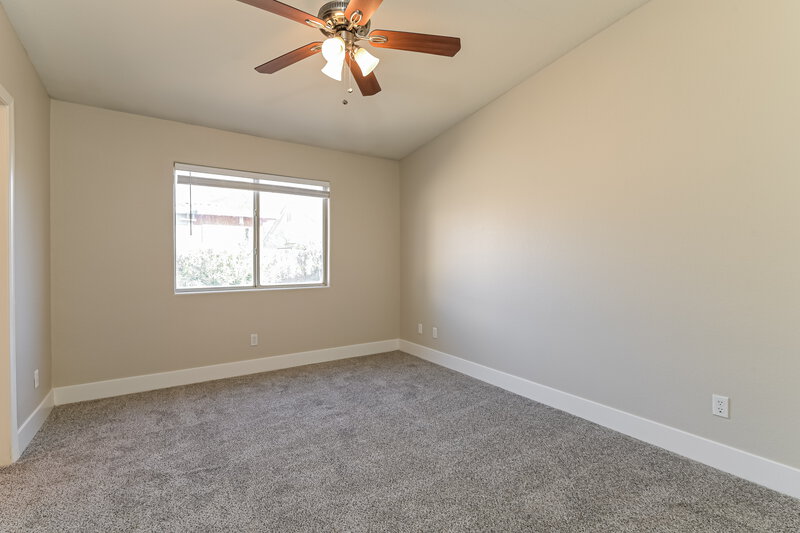 1,800/Mo, 5238 Olive Dale Ct North Las Vegas, NV 89031 Main Bedroom View