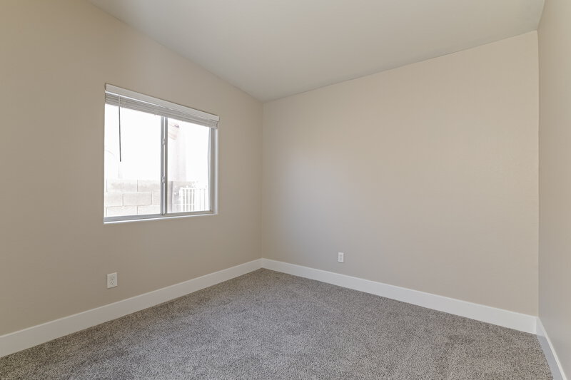 1,800/Mo, 5238 Olive Dale Ct North Las Vegas, NV 89031 Bedroom View 2