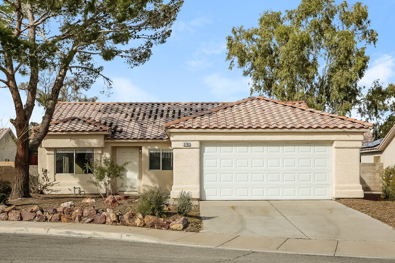 2,020/Mo, 3742 Saint Peter Ct North Las Vegas, NV 89031 External View