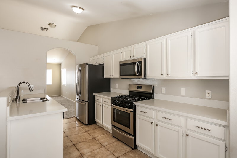 2,020/Mo, 3742 Saint Peter Ct North Las Vegas, NV 89031 Kitchen View