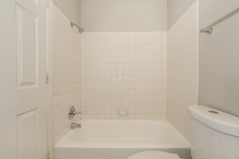 2,020/Mo, 3742 Saint Peter Ct North Las Vegas, NV 89031 Bathroom View