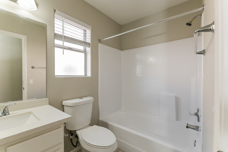 1,855/Mo, 3916 Marble Mountain St Las Vegas, NV 89129 Bathroom View