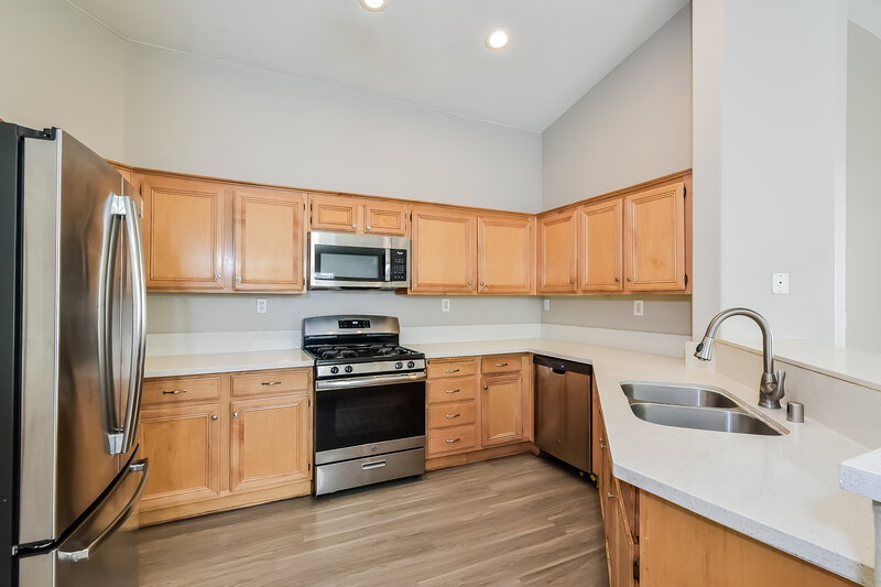 2,080/Mo, 1922 Desert Sage Ave North Las Vegas, NV 89031 Kitchen View