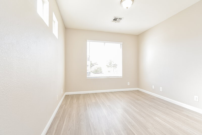 2,080/Mo, 1922 Desert Sage Ave North Las Vegas, NV 89031 Bedroom View 3