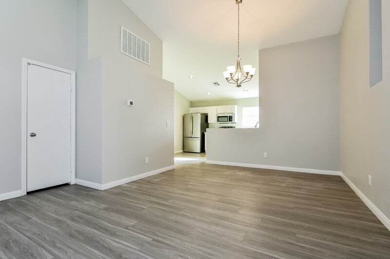 2,090/Mo, 6227 Eliza Lane North Las Vegas, NV 89031 Dining Room View