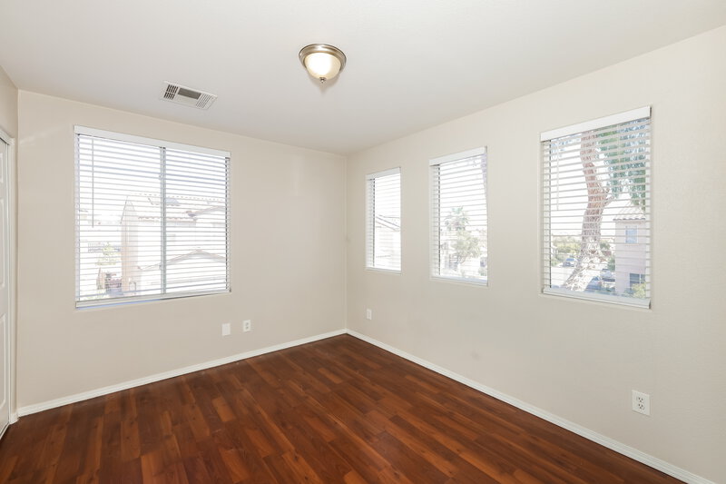 2,195/Mo, 7423 Clarita Cavern St Las Vegas, NV 89139 Bedroom View