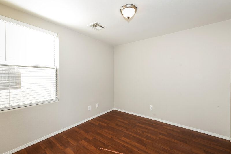 2,195/Mo, 7423 Clarita Cavern St Las Vegas, NV 89139 Bedroom View 3