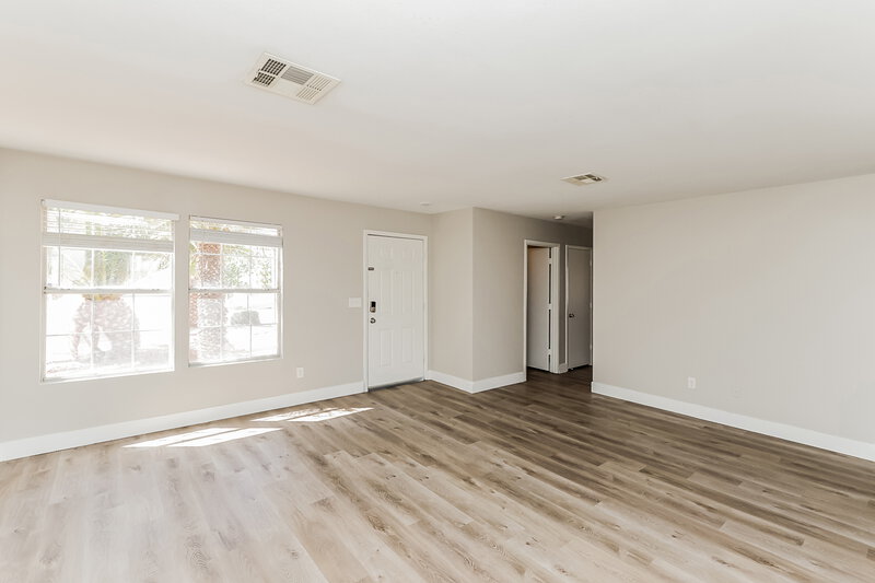2,015/Mo, 873 Tollbrook Way Henderson, NV 89011 Living Room View 2