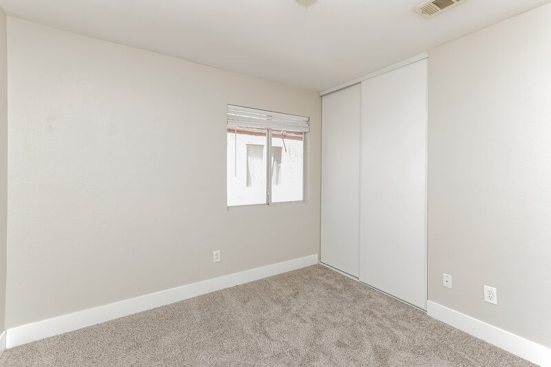 2,015/Mo, 873 Tollbrook Way Henderson, NV 89011 Bedroom View
