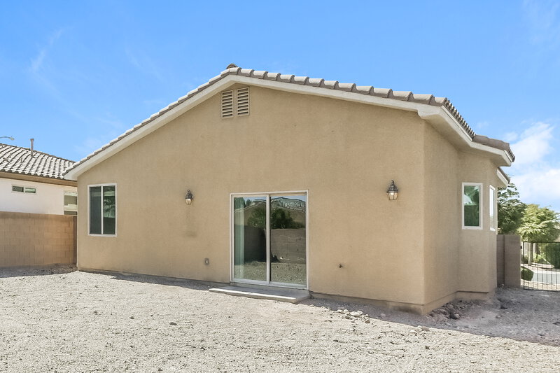 2,060/Mo, 712 Bridgeford Ct Henderson, NV 89011 Rear View 2