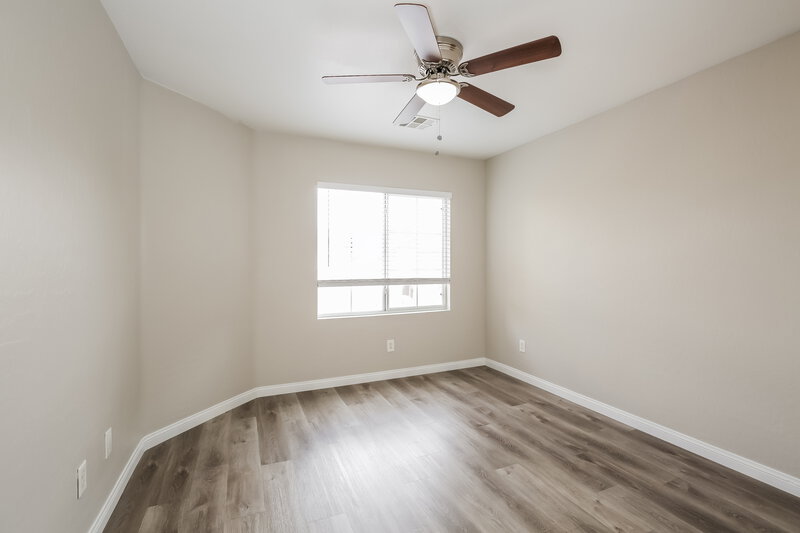 2,295/Mo, 1417 Beams Ave North Las Vegas, NV 89081 Bedroom View
