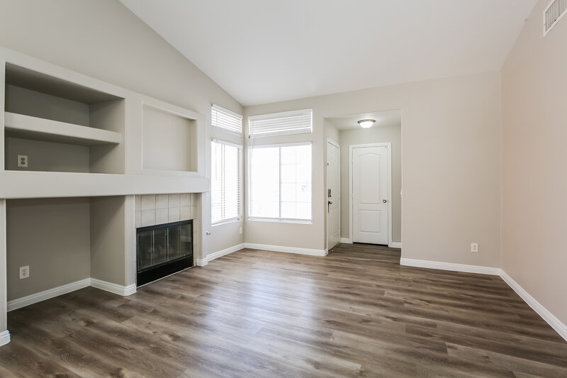 1,865/Mo, 1916 Fossil Butte Way North Las Vegas, NV 89032 Living Room View