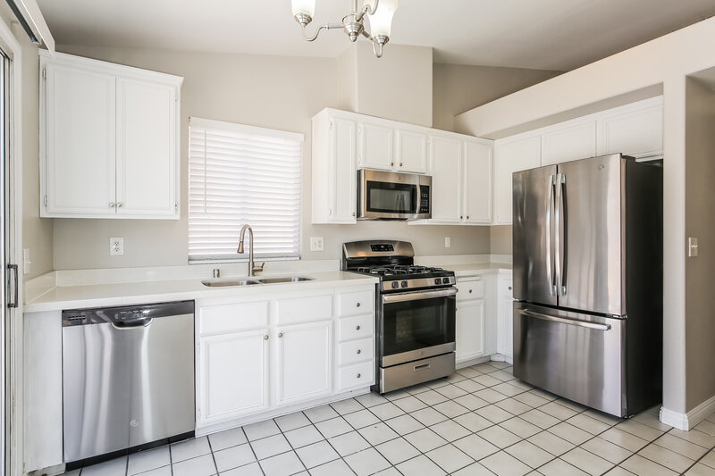 1,865/Mo, 1916 Fossil Butte Way North Las Vegas, NV 89032 Kitchen View
