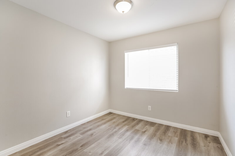 1,940/Mo, 1916 Fossil Butte Way North Las Vegas, NV 89032 Bedroom View 3