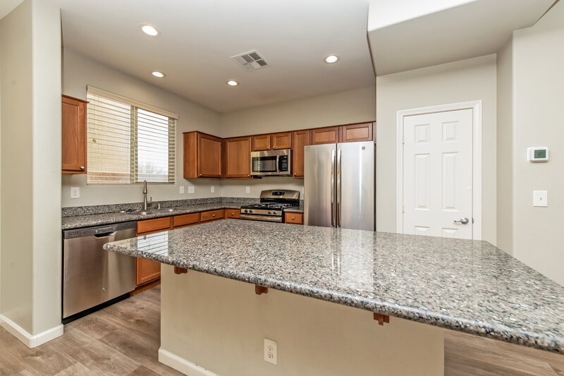 2,305/Mo, 7538 Tamany St Las Vegas, NV 89143 Kitchen View