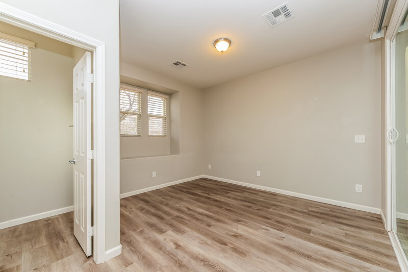 2,305/Mo, 7538 Tamany St Las Vegas, NV 89143 Bedroom View 3