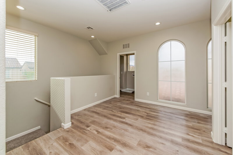2,305/Mo, 7538 Tamany St Las Vegas, NV 89143 Loft View