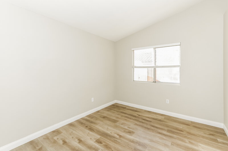 1,925/Mo, 5037 Via De Fortuna Way North Las Vegas, NV 89031 Bedroom View 2