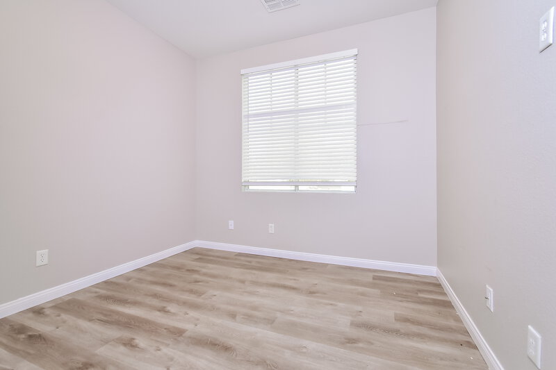 1,965/Mo, 5634 Via Victoria St North Las Vegas, NV 89031 Bedroom View 2