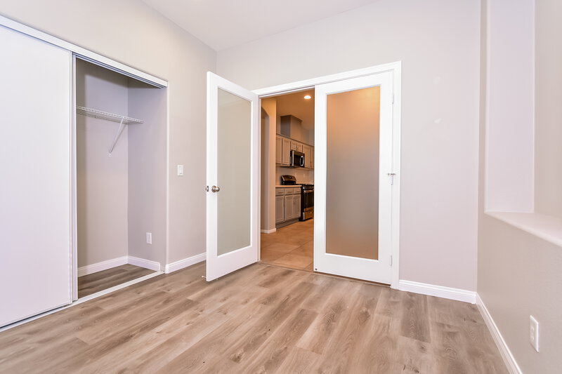 1,965/Mo, 5634 Via Victoria St North Las Vegas, NV 89031 Bedroom View 3