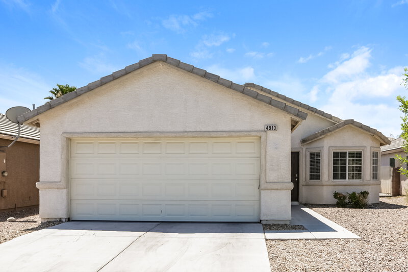 1,895/Mo, 4913 Whispering Spring Ave Las Vegas, NV 89131 External View