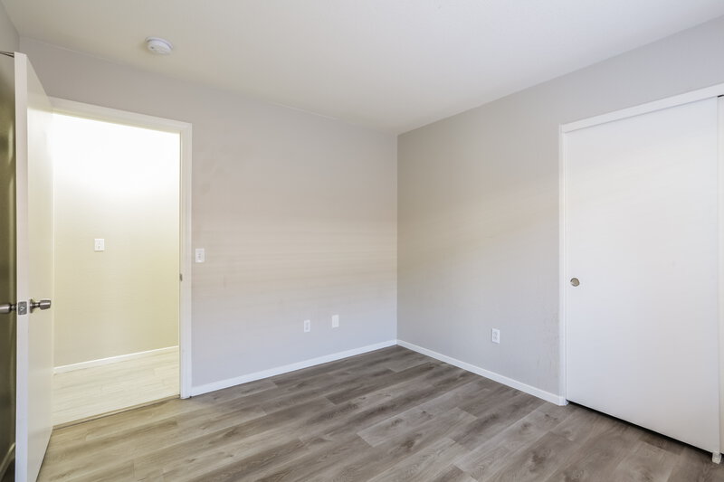 1,895/Mo, 4913 Whispering Spring Ave Las Vegas, NV 89131 Bedroom View 2