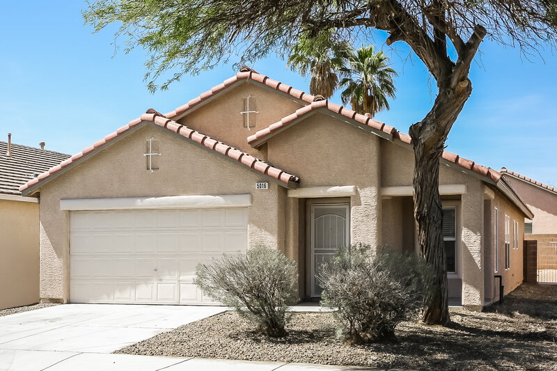 2,080/Mo, 5016 Charlo Dr Las Vegas, NV 89131 Front View
