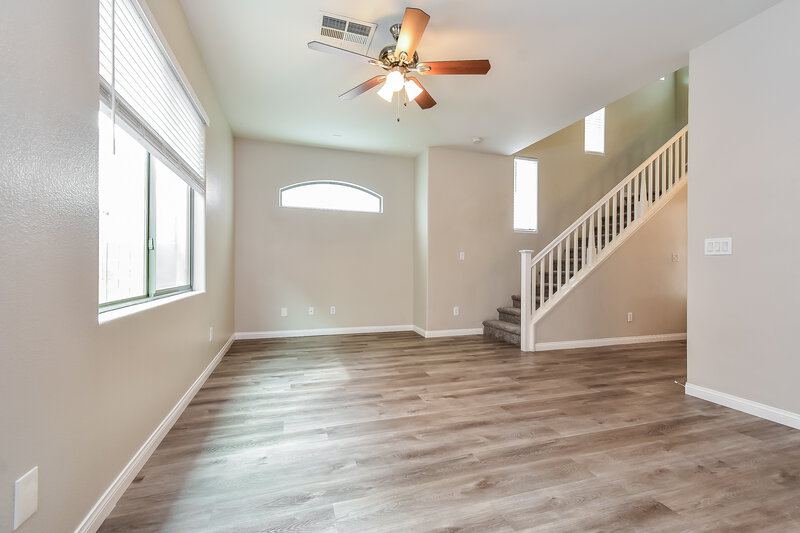 2,470/Mo, 613 Ryan Peak Ln Henderson, NV 89011 Living Room View