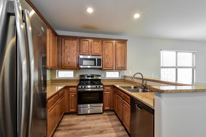 2,470/Mo, 613 Ryan Peak Ln Henderson, NV 89011 Kitchen View