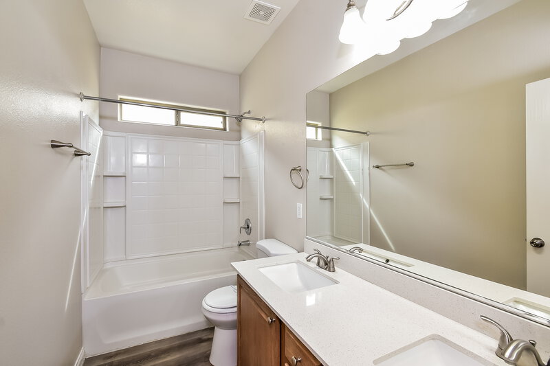 2,470/Mo, 613 Ryan Peak Ln Henderson, NV 89011 Bathroom View 2