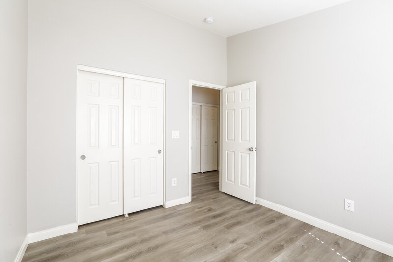 2,275/Mo, 3840 Quail Creek Dr North Las Vegas, NV 89032 Bedroom View 3