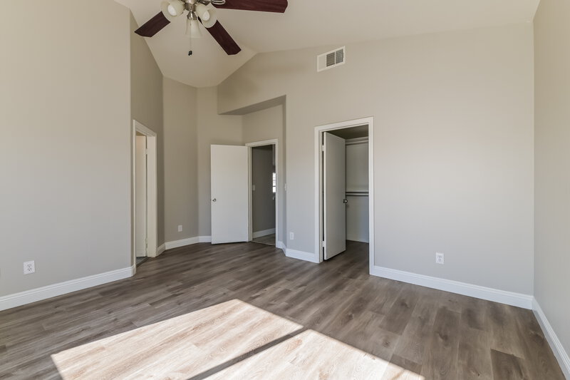 2,095/Mo, 2519 Hollow Oak Ave North Las Vegas, NV 89031 Main Bedroom View 2