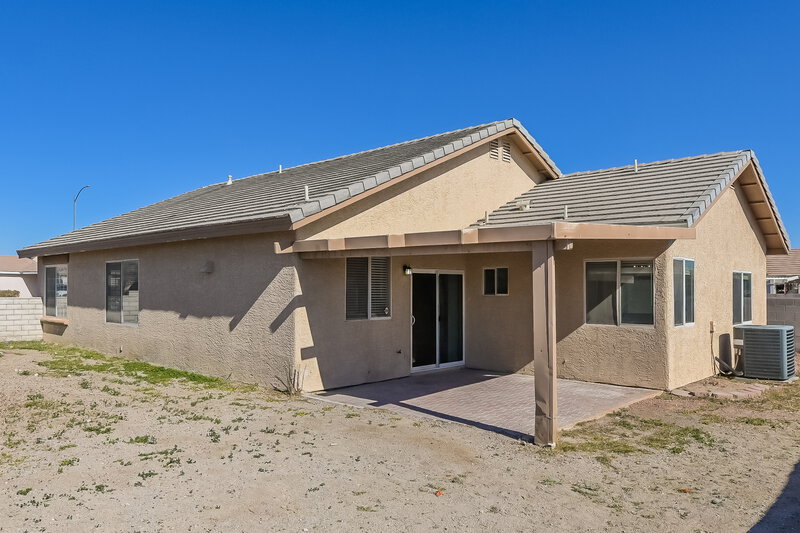 2,095/Mo, 2519 Hollow Oak Ave North Las Vegas, NV 89031 Rear View 2