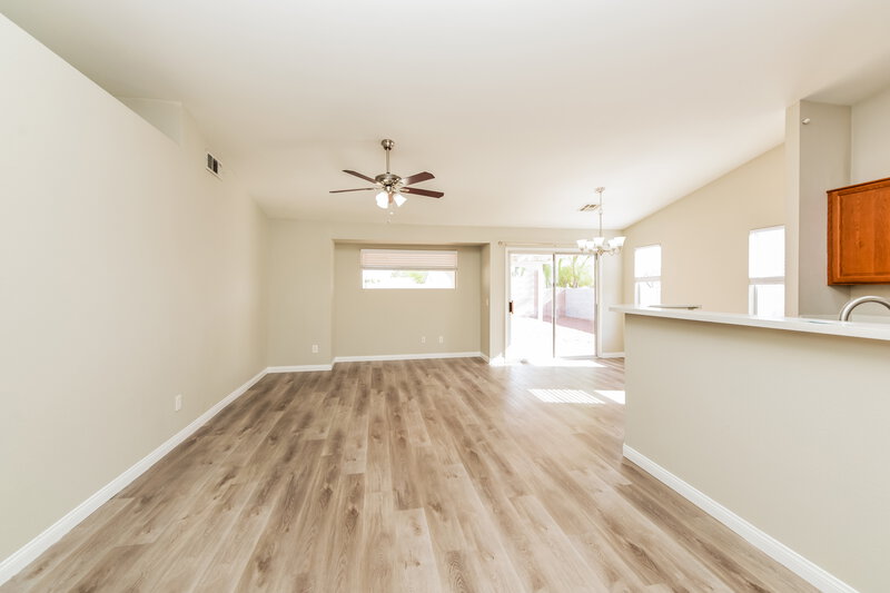 1,975/Mo, 3008 Silver Canyon Lane North Las Vegas, NV 89031 Living Room View