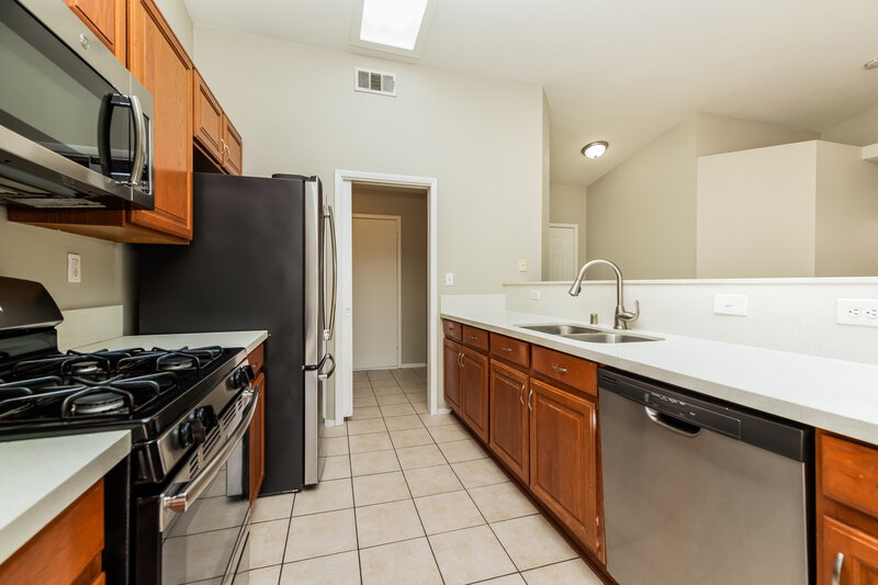 1,975/Mo, 3008 Silver Canyon Lane North Las Vegas, NV 89031 Kitchen View