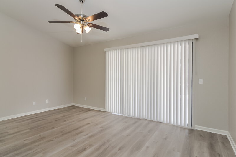 1,980/Mo, 7107 Rhapsody Ln Las Vegas, NV 89119 Main Bedroom View