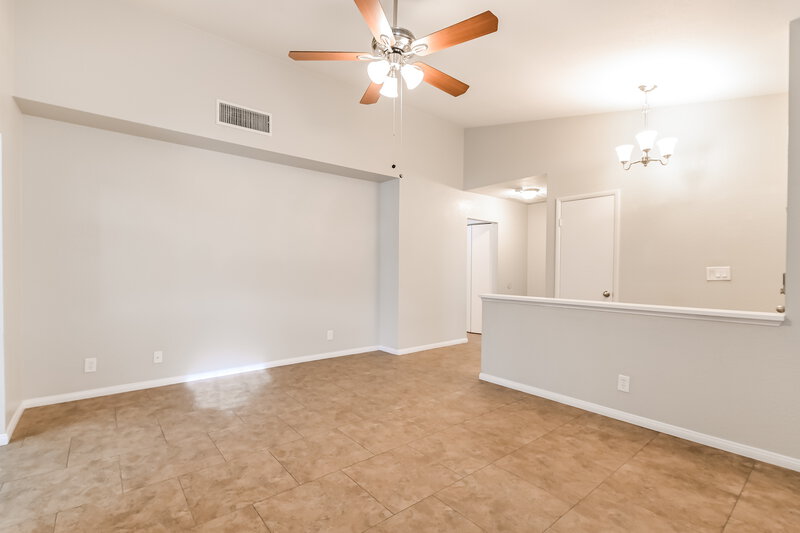 2,550/Mo, 8447 Palmada Dr Las Vegas, NV 89123 Living Room View 3