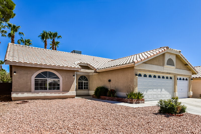 2,240/Mo, 2216 Jardine Ave North Las Vegas, NV 89032 Front View