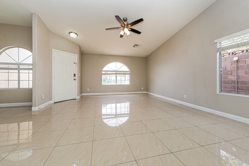 2,175/Mo, 2216 Jardine Ave North Las Vegas, NV 89032 Living Room View 2