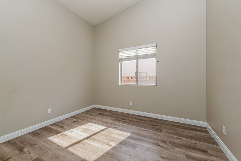2,175/Mo, 2216 Jardine Ave North Las Vegas, NV 89032 Bedroom View