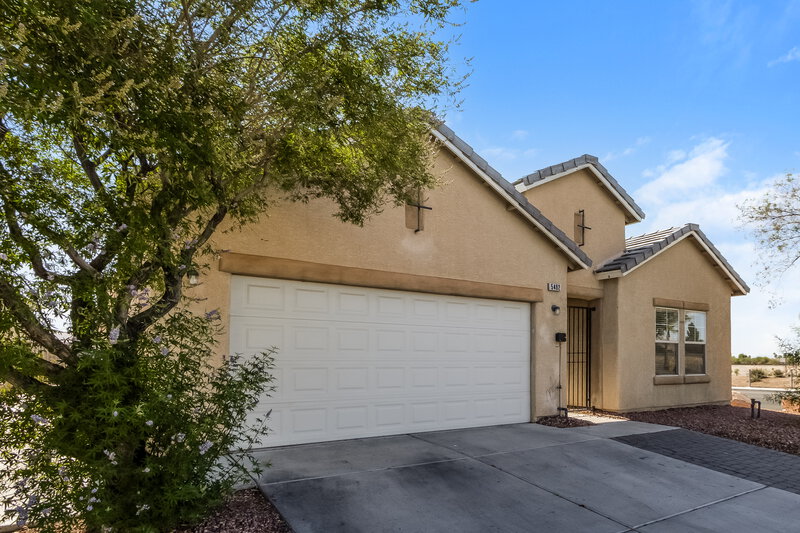 2,200/Mo, 5402 Royal Yacht Way North Las Vegas, NV 89031 Front View
