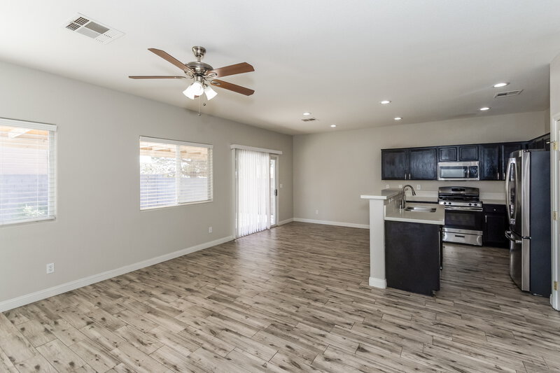 2,200/Mo, 5402 Royal Yacht Way North Las Vegas, NV 89031 Living Room View 2